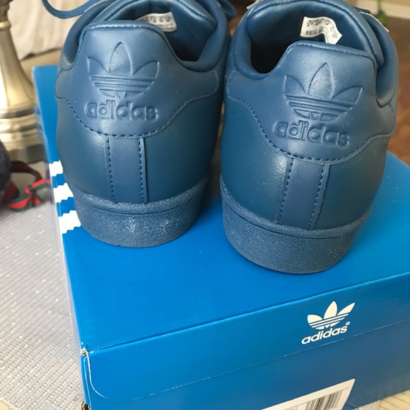 Superstar Sneakers - Picture 6 of 6